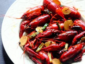 Read more about the article Little Cooking Saint – 0010 – Crayfish in Mala Sauce (3)