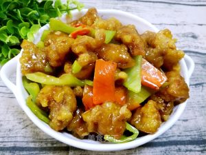 Read more about the article 溜肉段 – Sweet & Sour Pork Strips