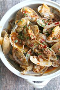 Read more about the article Little Cooking Saint – 0073 – Stir-fried Clams (d)